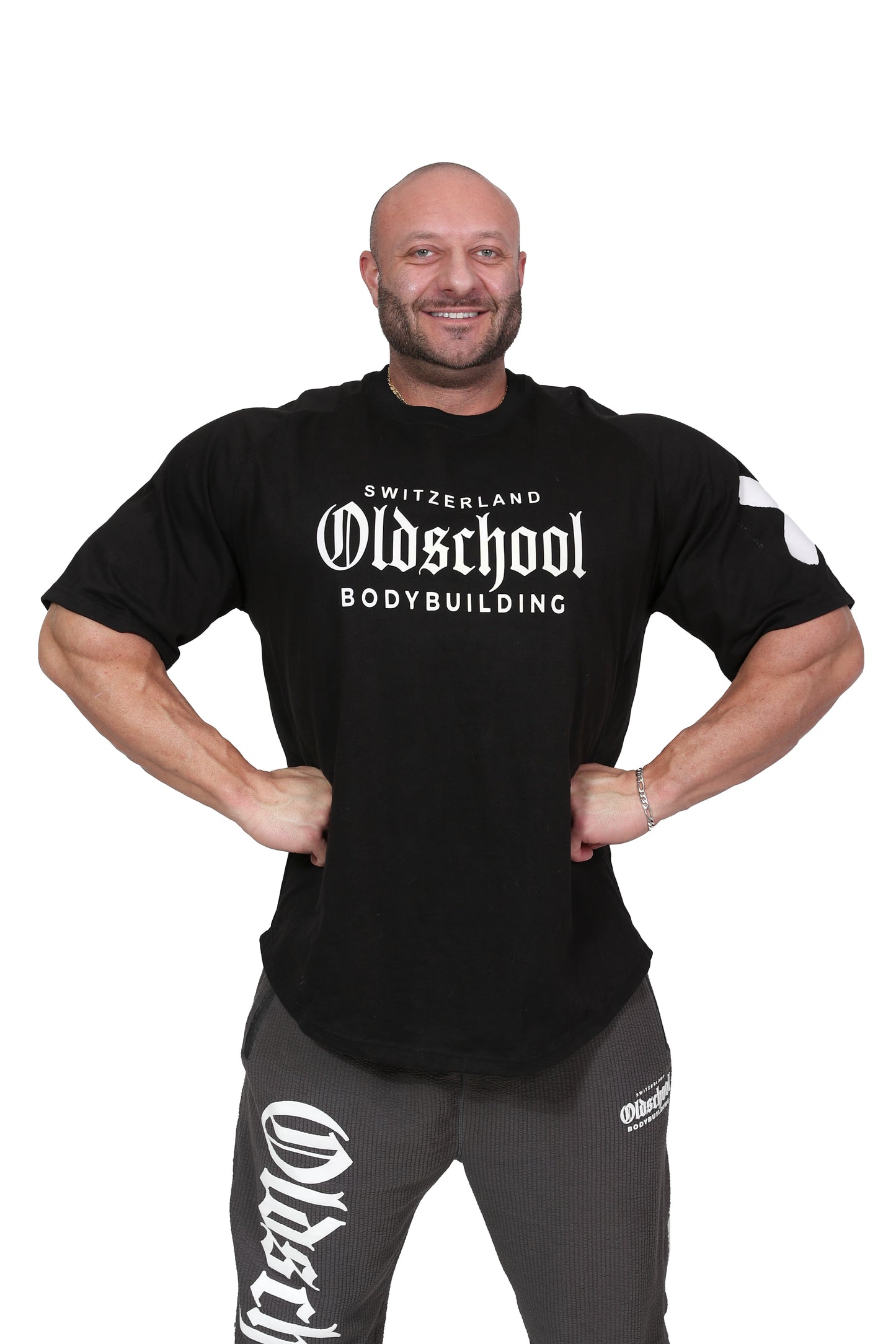 MR UNIVERSE OVERSIZED TEE  SCHWARZ