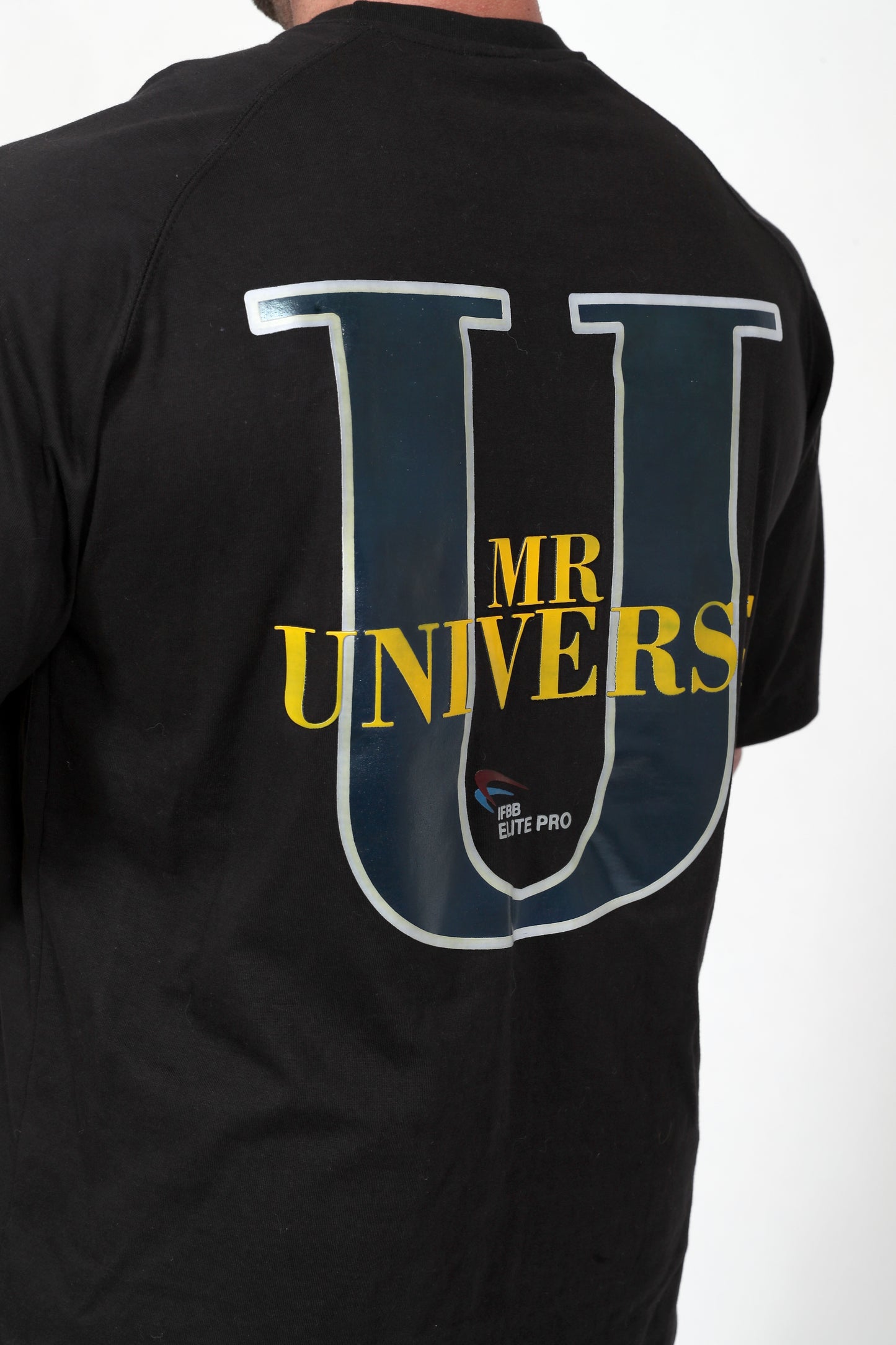 MR UNIVERSE OVERSIZED TEE  SCHWARZ